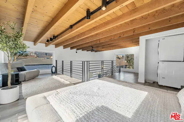 $1,999,000 | 24 20th Avenue, Venice, CA 90291