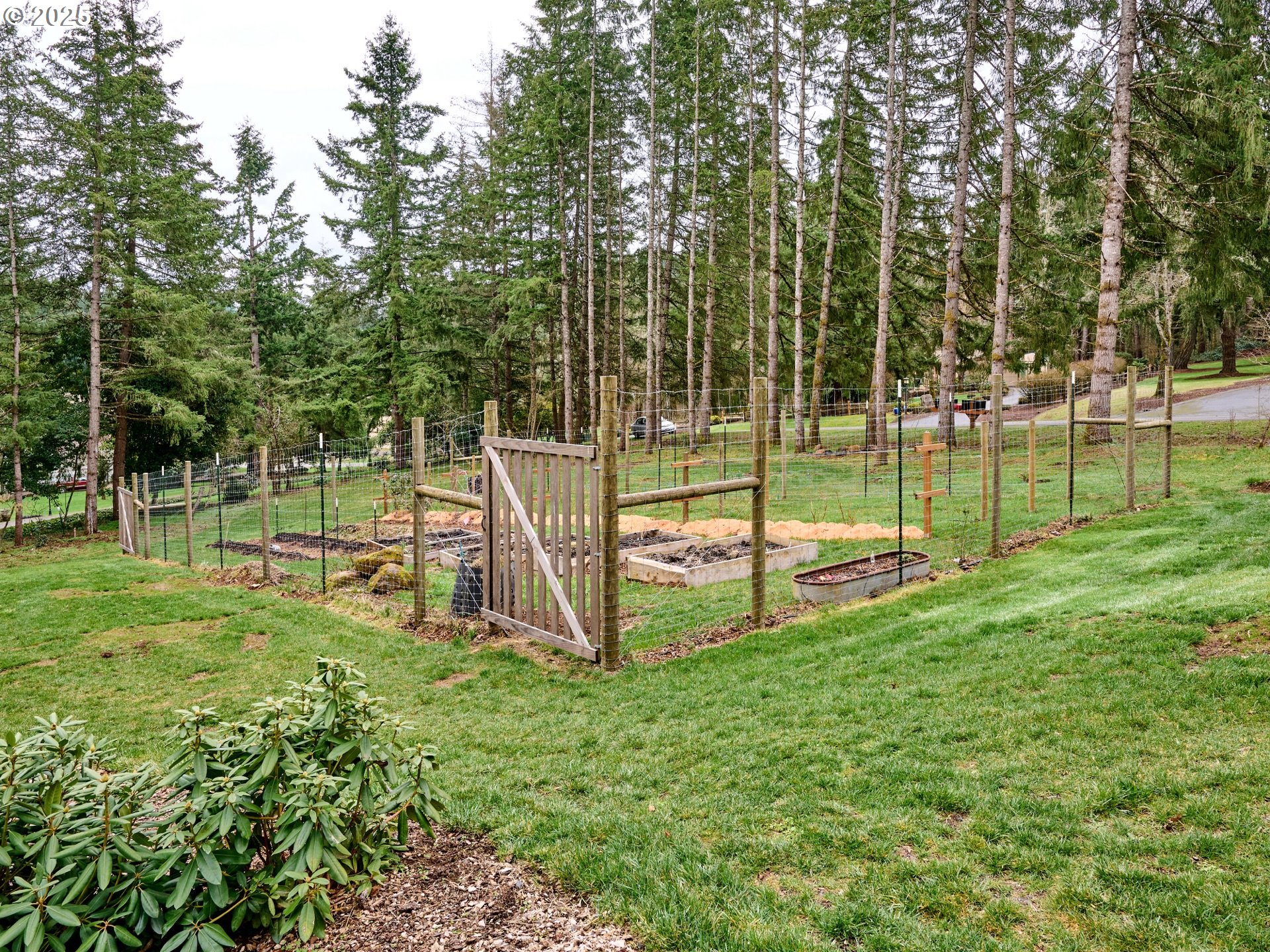 9065 Daleview Road Southeast Salem, OR 97317 - Photo 42 of 48 Gallery Image 42