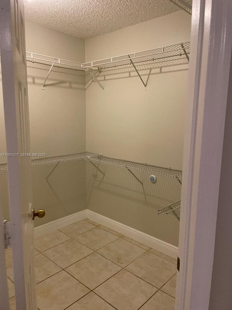 16530 Southwest 96th Terrace Miami, FL 33196 - Photo 17 of 22