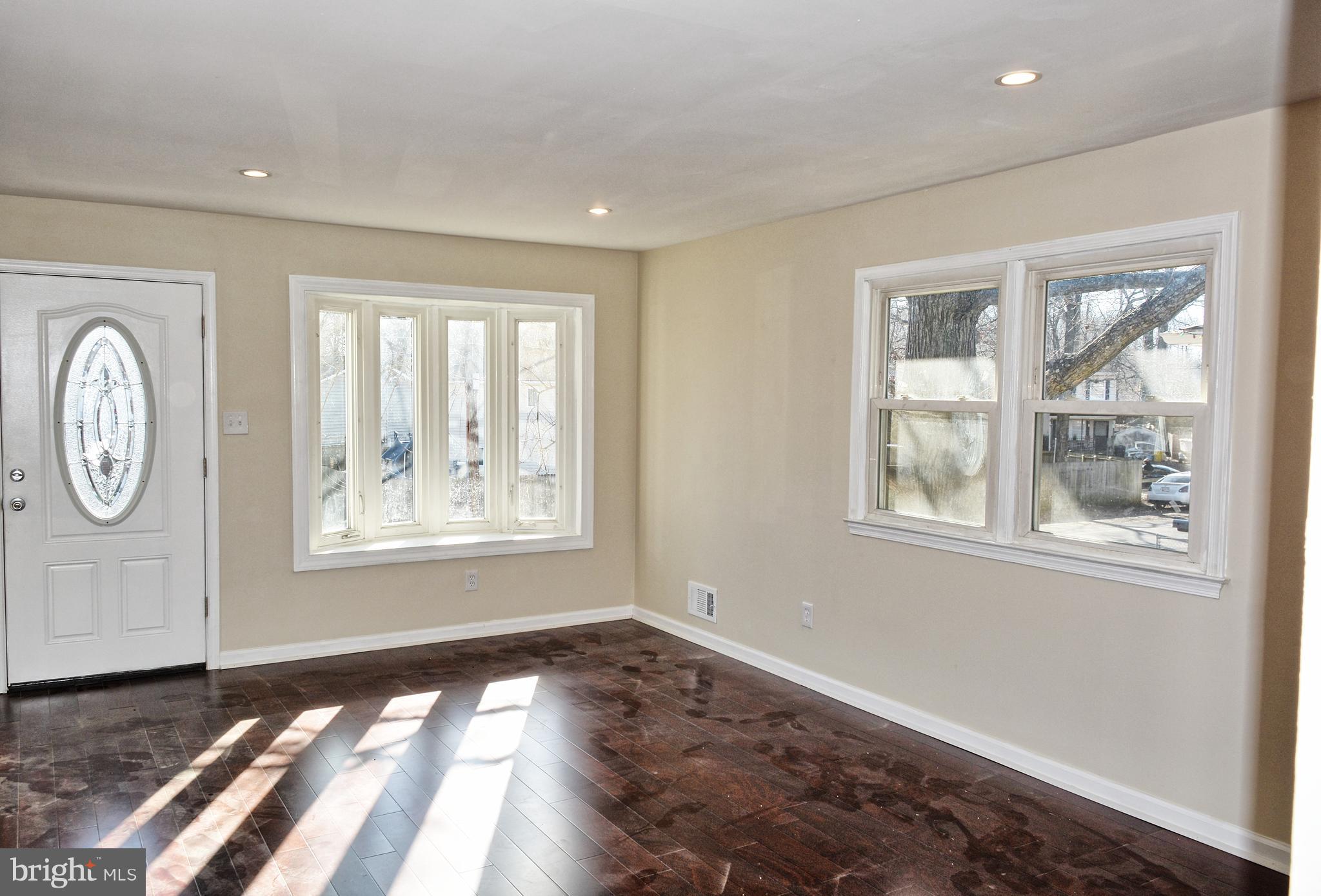 1918 Ridgeville Road Edgewater, MD 21037 - Photo 3 of 18