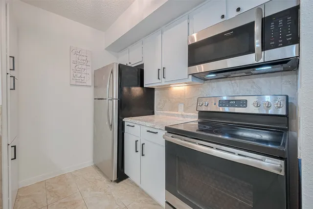 $77,990 | 1505 Ward Road, Unit 118, Baytown, TX 77520