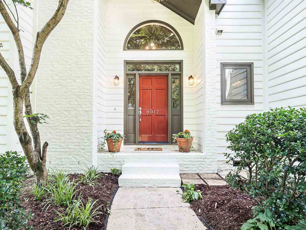 8017 Wavendon Court Raleigh, NC 27615 - Photo 3 of 24 Photo 3