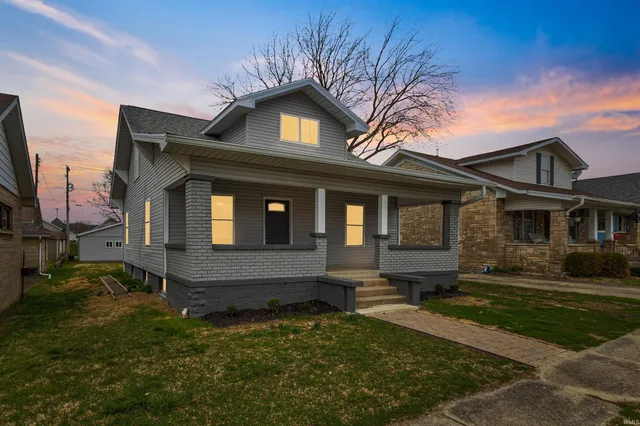 $269,900 | 425 Q Street, Bedford, IN 47421