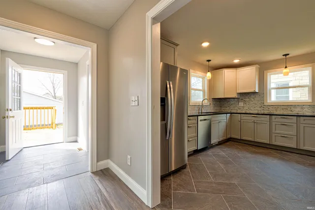 $269,900 | 425 Q Street, Bedford, IN 47421