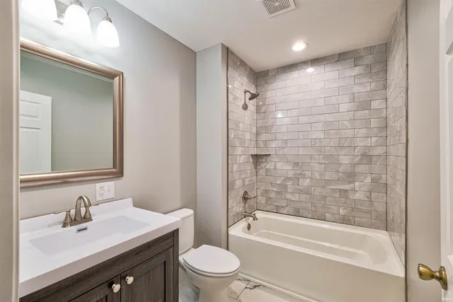 $269,900 | 425 Q Street, Bedford, IN 47421