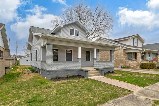 $269,900 | 425 Q Street, Bedford, IN 47421