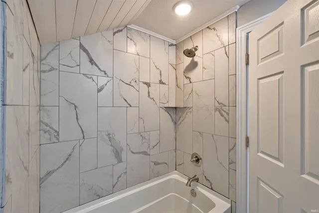 $269,900 | 425 Q Street, Bedford, IN 47421