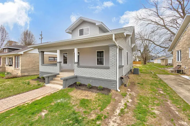 $269,900 | 425 Q Street, Bedford, IN 47421