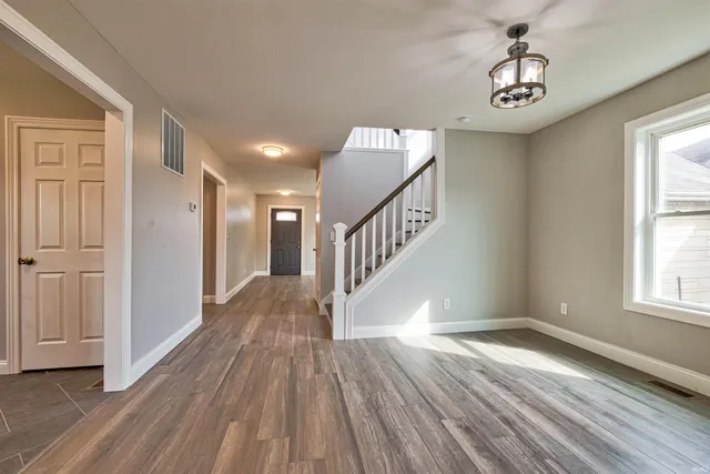 $269,900 | 425 Q Street, Bedford, IN 47421