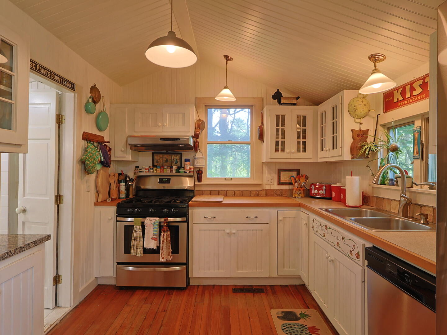 592 Belfast Road Camden, ME 04843 - Photo 13 of 48