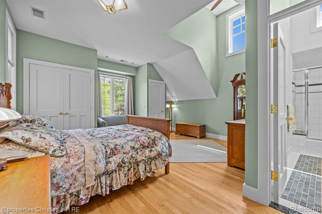 1041 Greentree Road Bloomfield Hills, MI 48304 - Photo 34 of 70