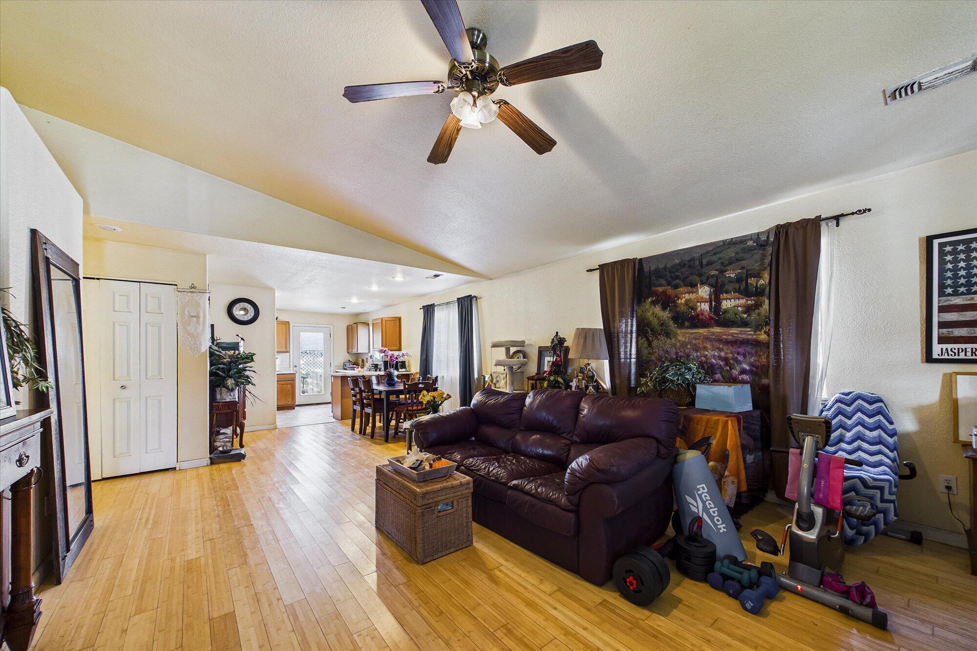 151 2nd Avenue Rio Dell, CA 95562 - Photo 8 of 31