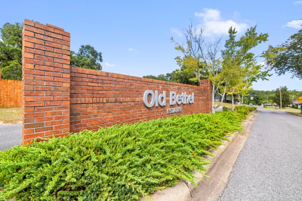 $334,900 | 204 Warrior Street, Crestview, FL 32536