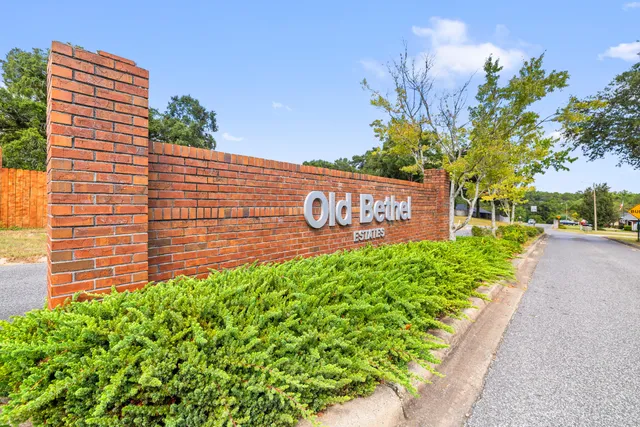 $339,900 | 204 Warrior Street, Crestview, FL 32536