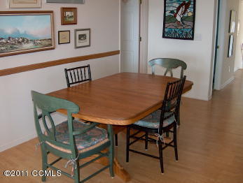 423 Austin Road Beaufort, NC 28516 - Photo 11 of 18 Dining Room