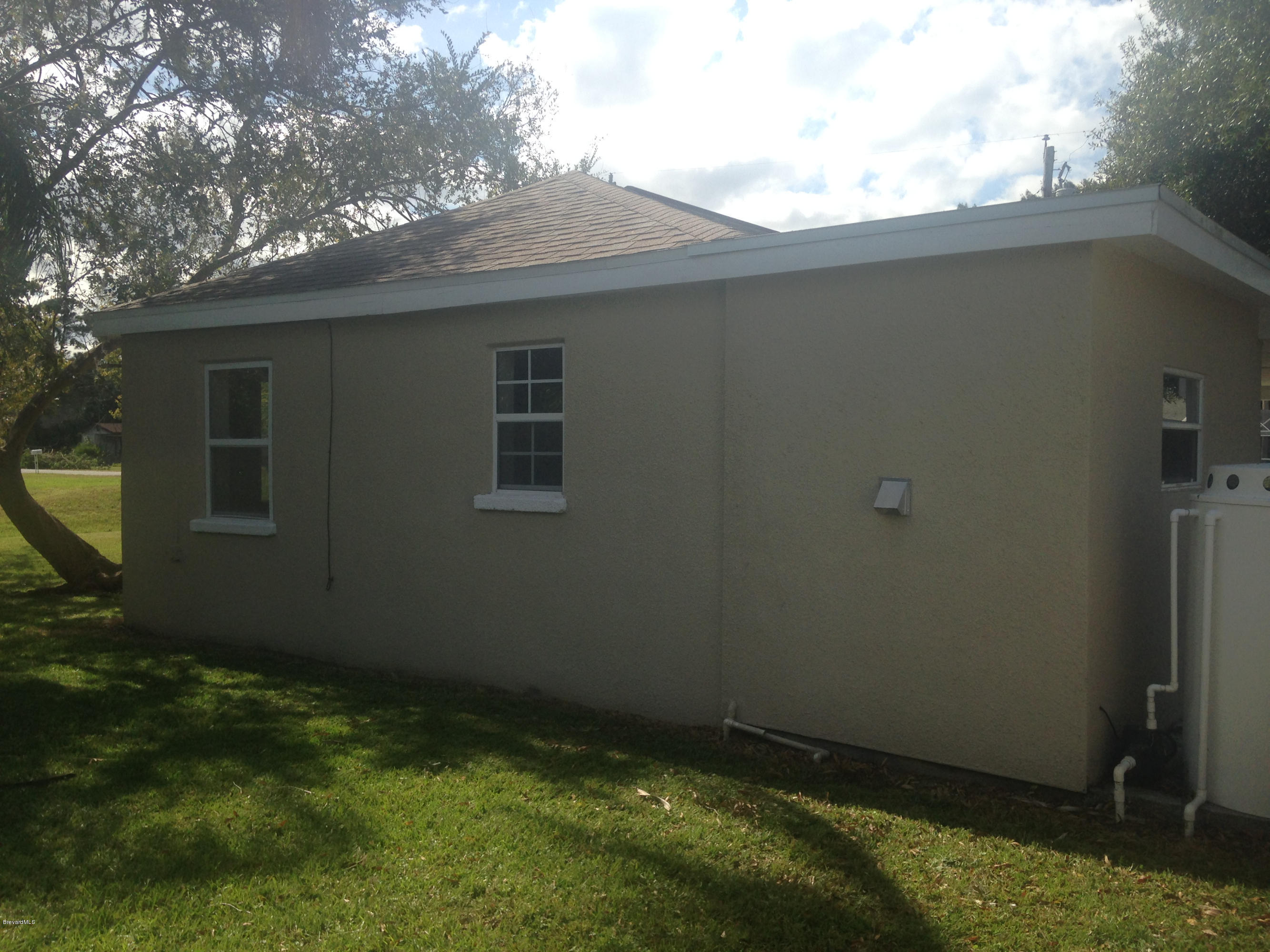 2035 City Acres Road Melbourne, FL 32904 - Photo 4 of 11 IMG_9312