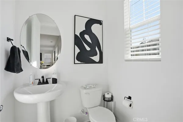$614,999 | 15008 Gallery Way, Unit 1, Fontana, CA 92336