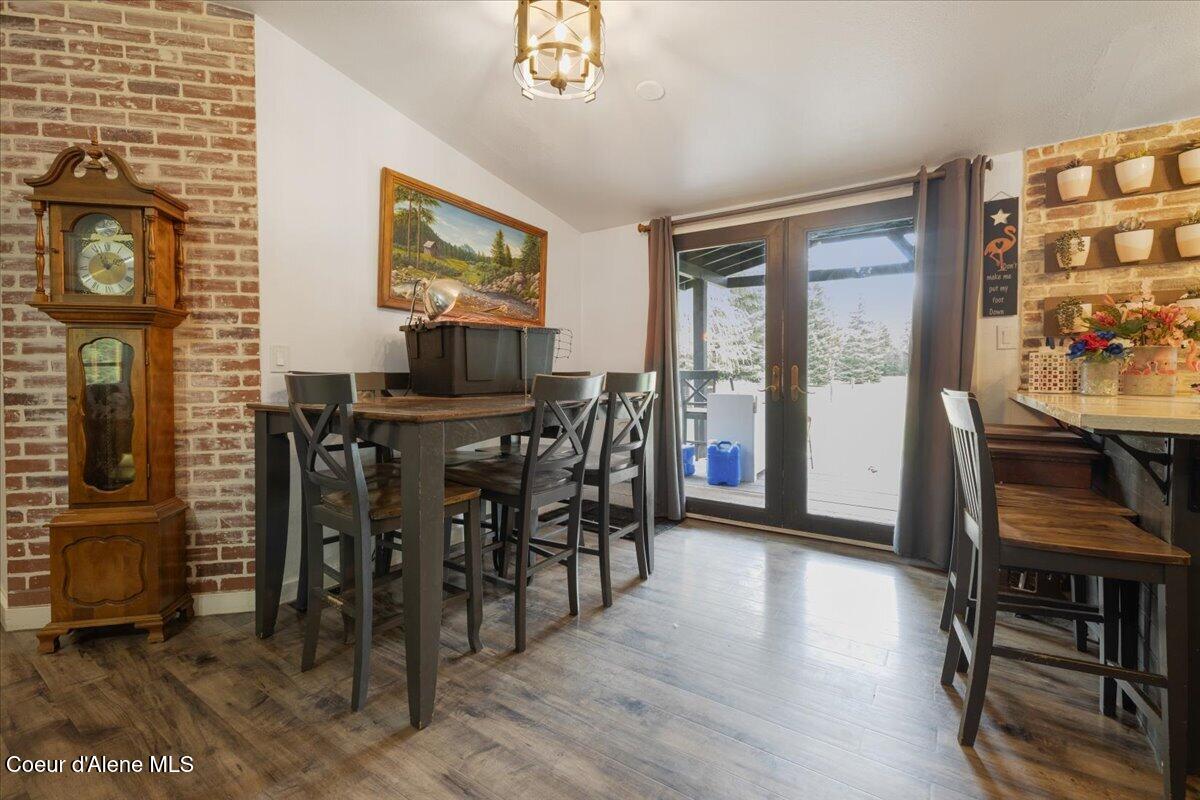 30758 North Caravelle Road Athol, ID 83801 - Photo 12 of 32 Dining Room