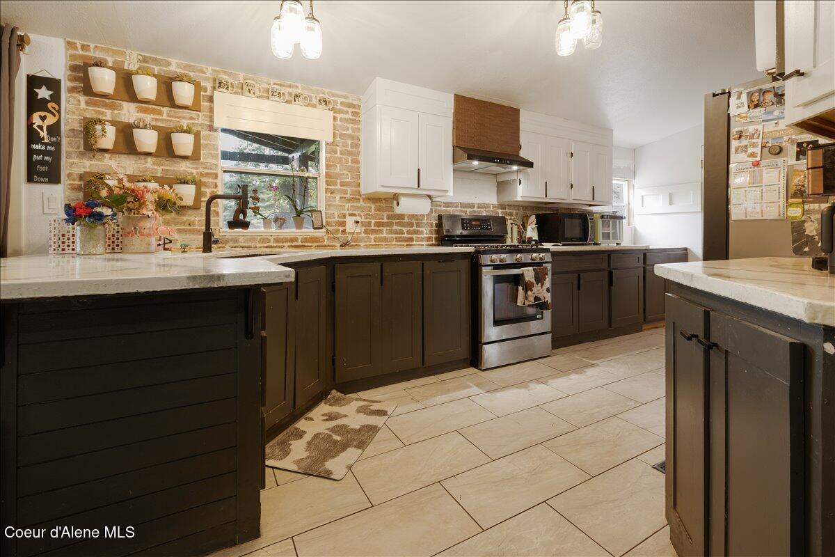 30758 North Caravelle Road Athol, ID 83801 - Photo 7 of 32 Kitchen