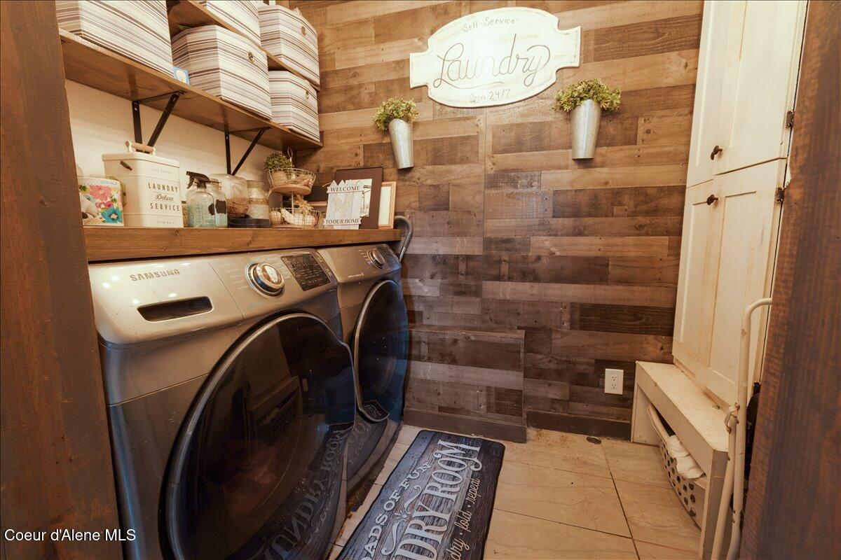 30758 North Caravelle Road Athol, ID 83801 - Photo 9 of 32 Laundry Room