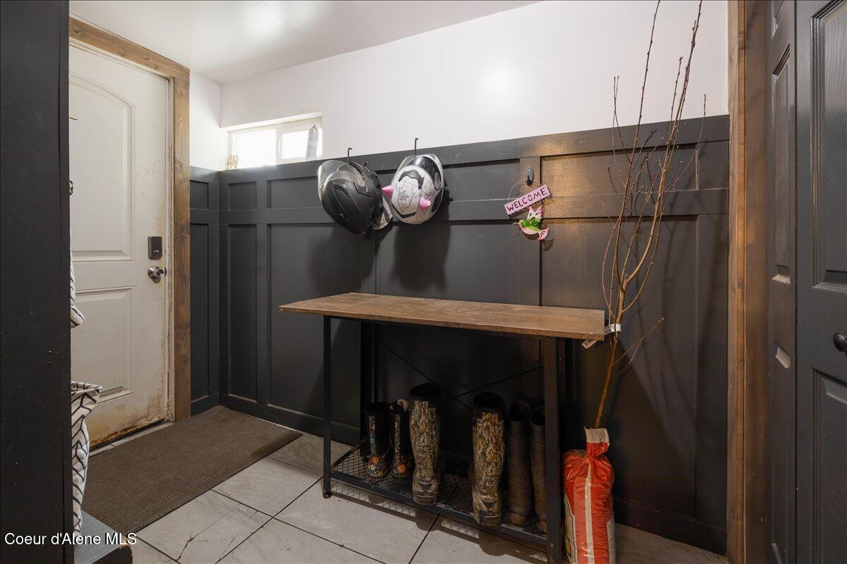 30758 North Caravelle Road Athol, ID 83801 - Photo 10 of 32 Mud Room