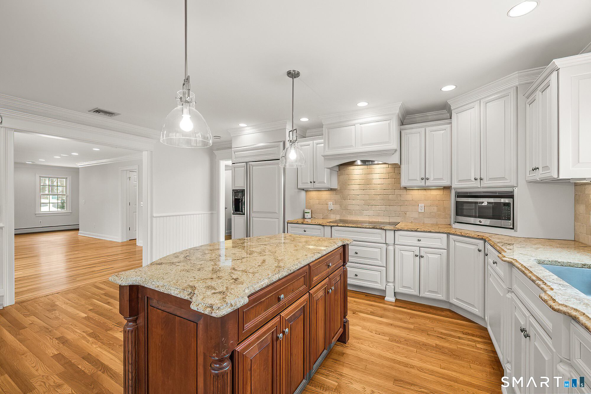 96 Hobby Drive Ridgefield, CT 06877 - Photo 6 of 39