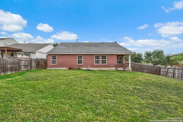 $2,335 | 13904 Bressani Way, Live Oak, TX 78233
