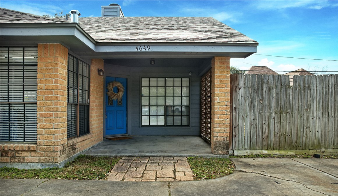 4649 Spring Fork Drive Corpus Christi, TX 78413 - Photo 3 of 27