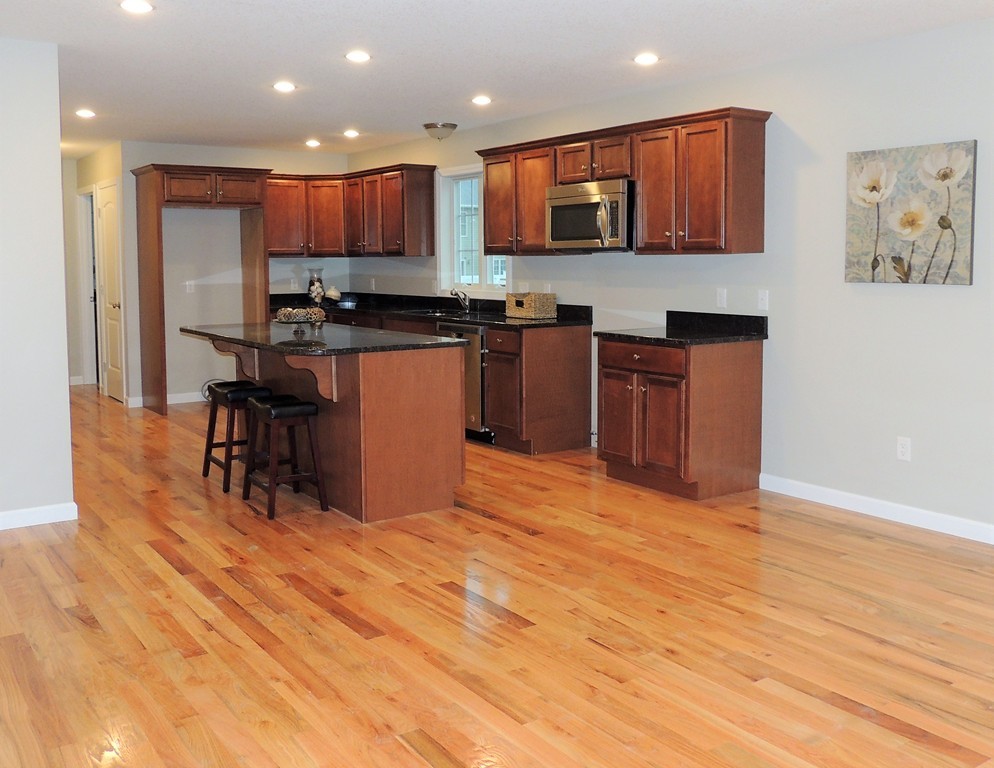 22 Silvia Street Springfield, MA 01104 - Photo 11 of 27 Gallery Image 11