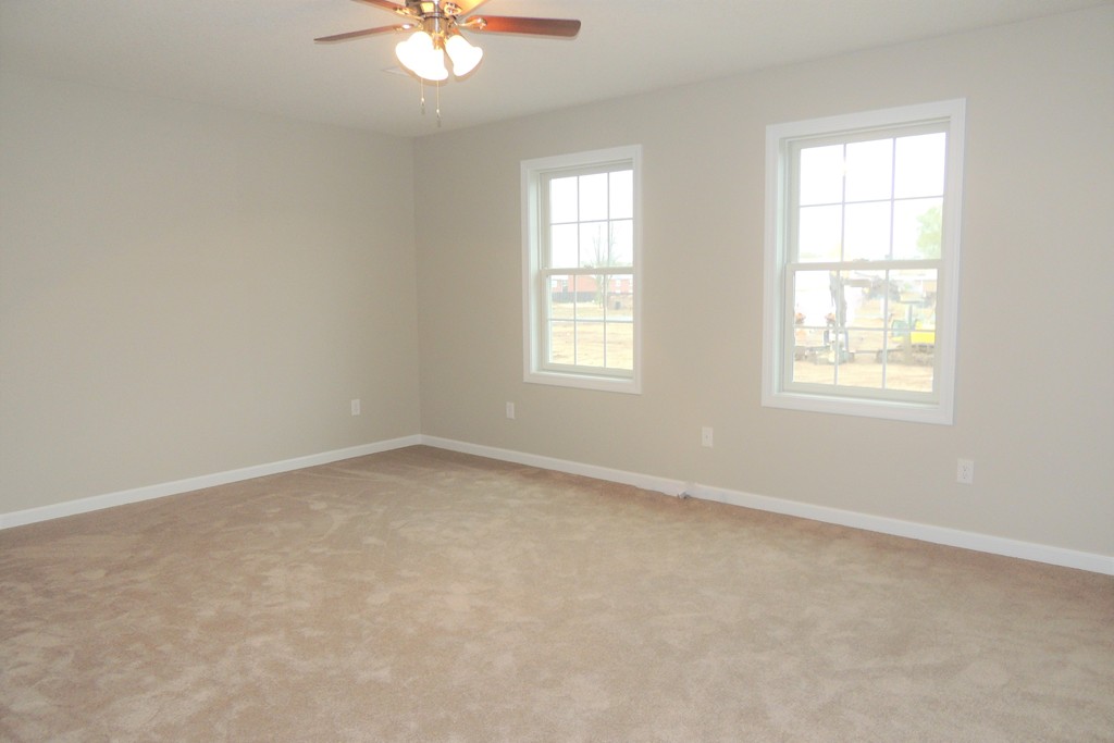 22 Silvia Street Springfield, MA 01104 - Photo 17 of 27 Gallery Image 17