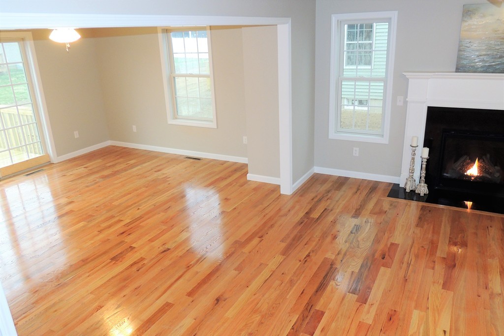 22 Silvia Street Springfield, MA 01104 - Photo 5 of 27 Gallery Image 5