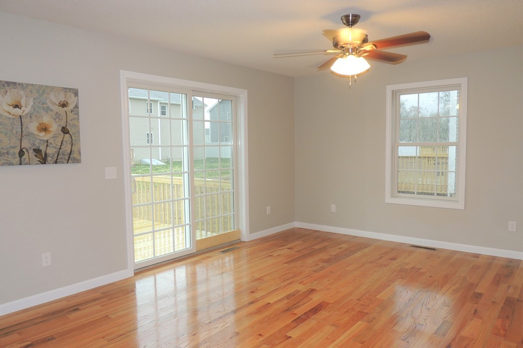 22 Silvia Street Springfield, MA 01104 - Photo 9 of 27 Gallery Image 9