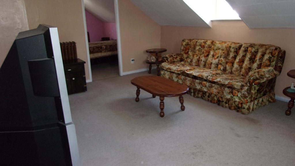 82 Foster Street Fall River, MA 02721 - Photo 13 of 22