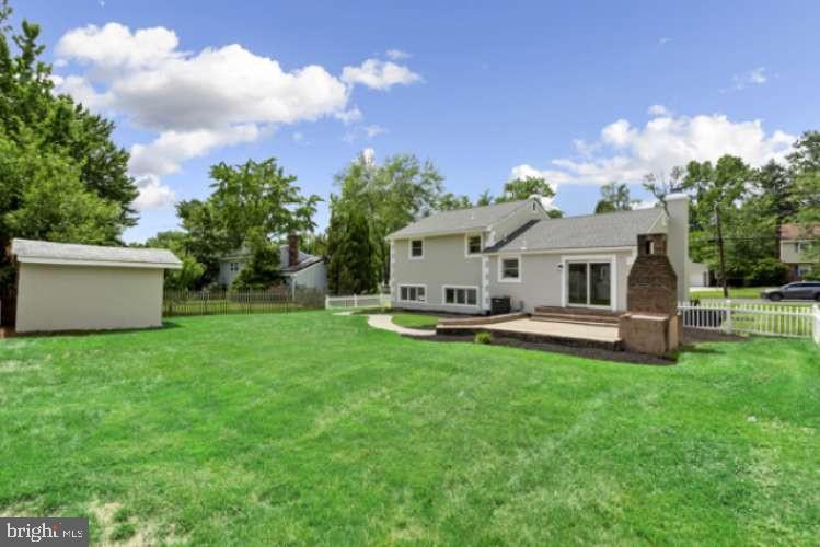105 Covered Bridge Road Cherry Hill, NJ 08034 - Photo 3 of 31 Gallery Image 3