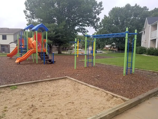 a view of park with entertaining space