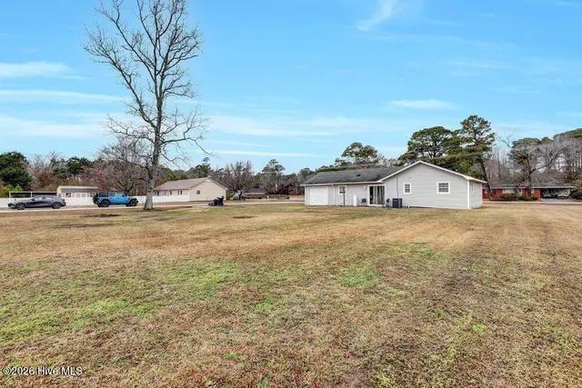 $1,800 | 1714 Old Folkstone Road, Sneads Ferry, NC 28460