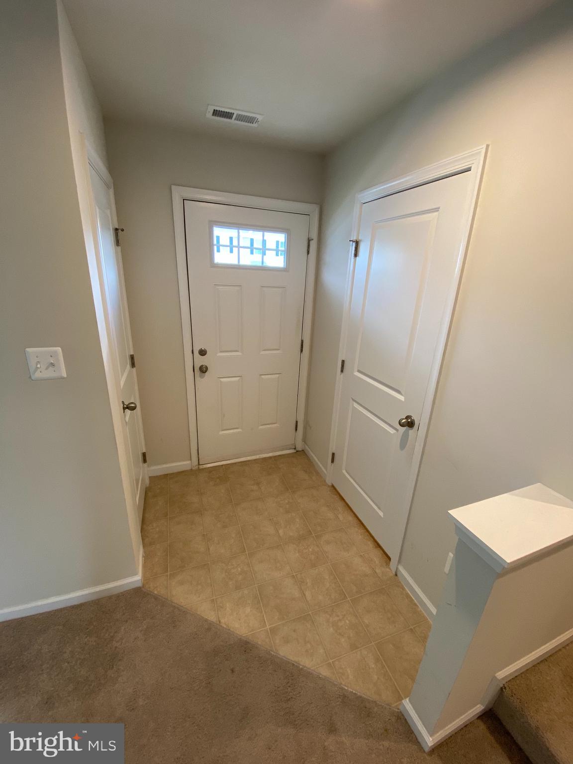 29 Azalea Circle Elkton, MD 21921 - Photo 4 of 29 Entryway
