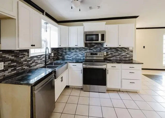 $185,300 | 474 Greenwood Street, Nash, TX 75569