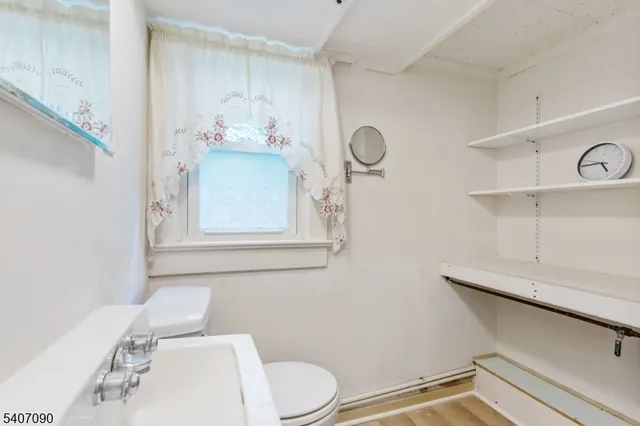 $4,000 | 3 Mulberry Terrace, Kinnelon, NJ 07405