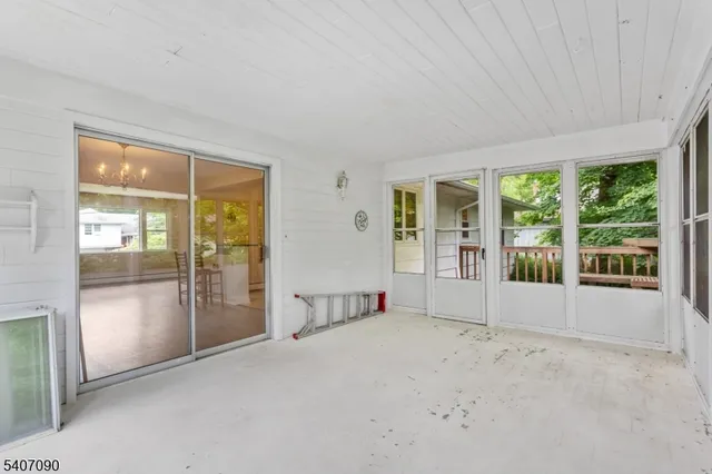 $4,000 | 3 Mulberry Terrace, Kinnelon, NJ 07405