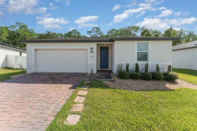 $379,500 | 573 Vista Villages Boulevard, Davenport, FL 33896