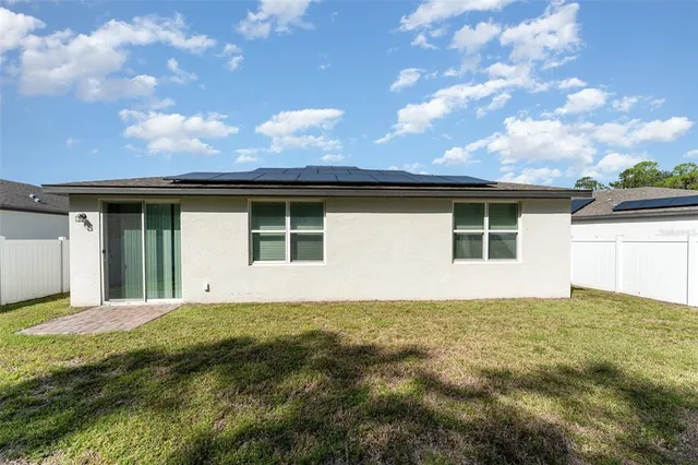 $379,500 | 573 Vista Villages Boulevard, Davenport, FL 33896