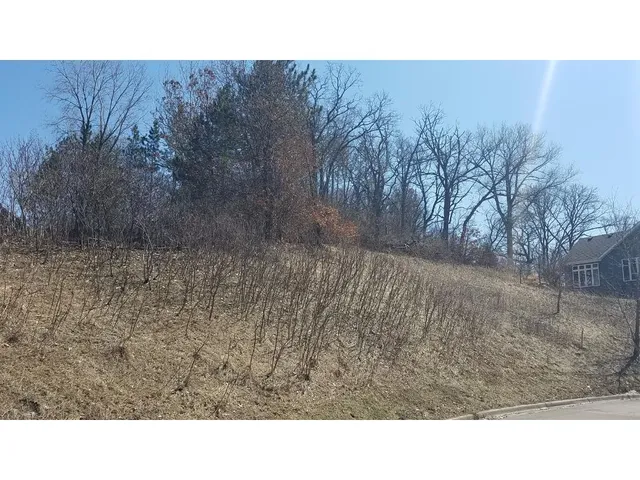 $99,000 | 13868 Glendale Court, Apple Valley, MN 55124