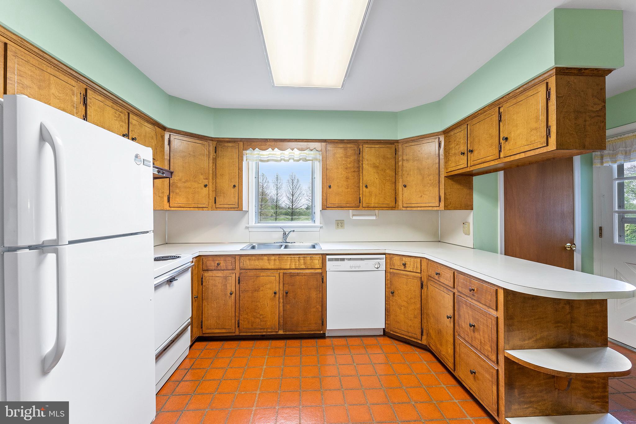 2055 Springer Road Harleysville, PA 19438 - Photo 11 of 42 Gallery Image 11