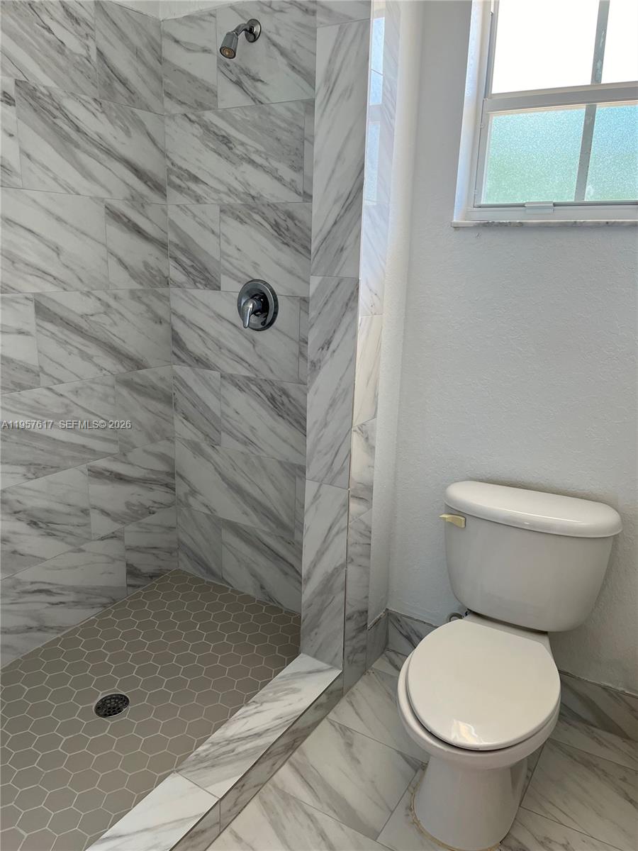 2083 Southwest 87th Terrace Miramar, FL 33025 - Photo 5 of 5