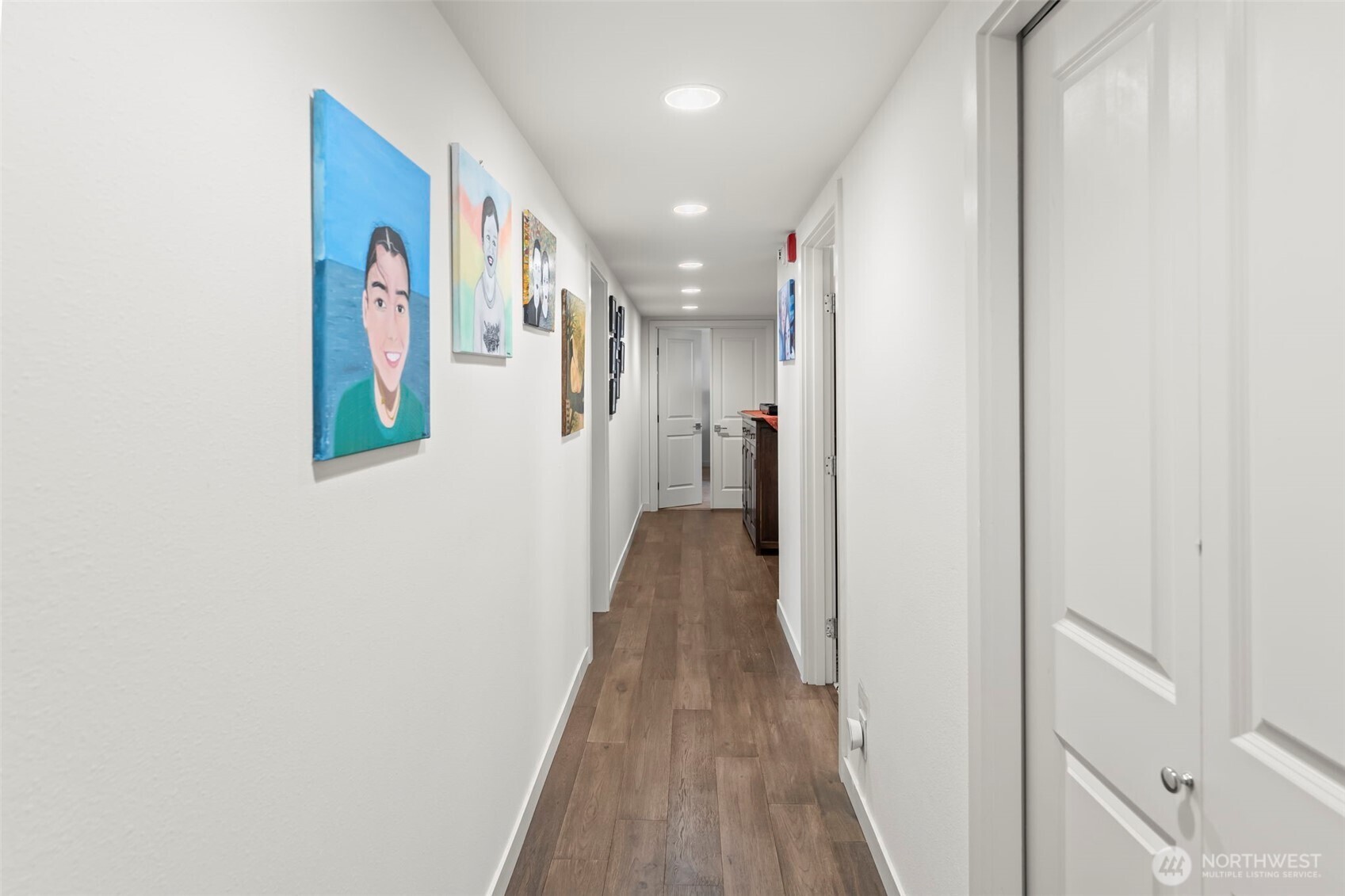 1 North Stadium Way, Unit 2 Tacoma, WA 98403 - Photo 24 of 40 a view of hallway with wooden floor
