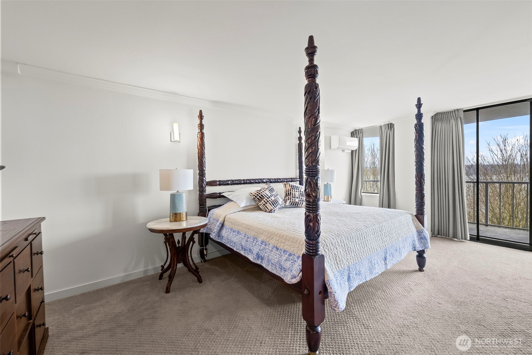 1 North Stadium Way, Unit 2 Tacoma, WA 98403 - Photo 25 of 40 a bed room with a bed and a window