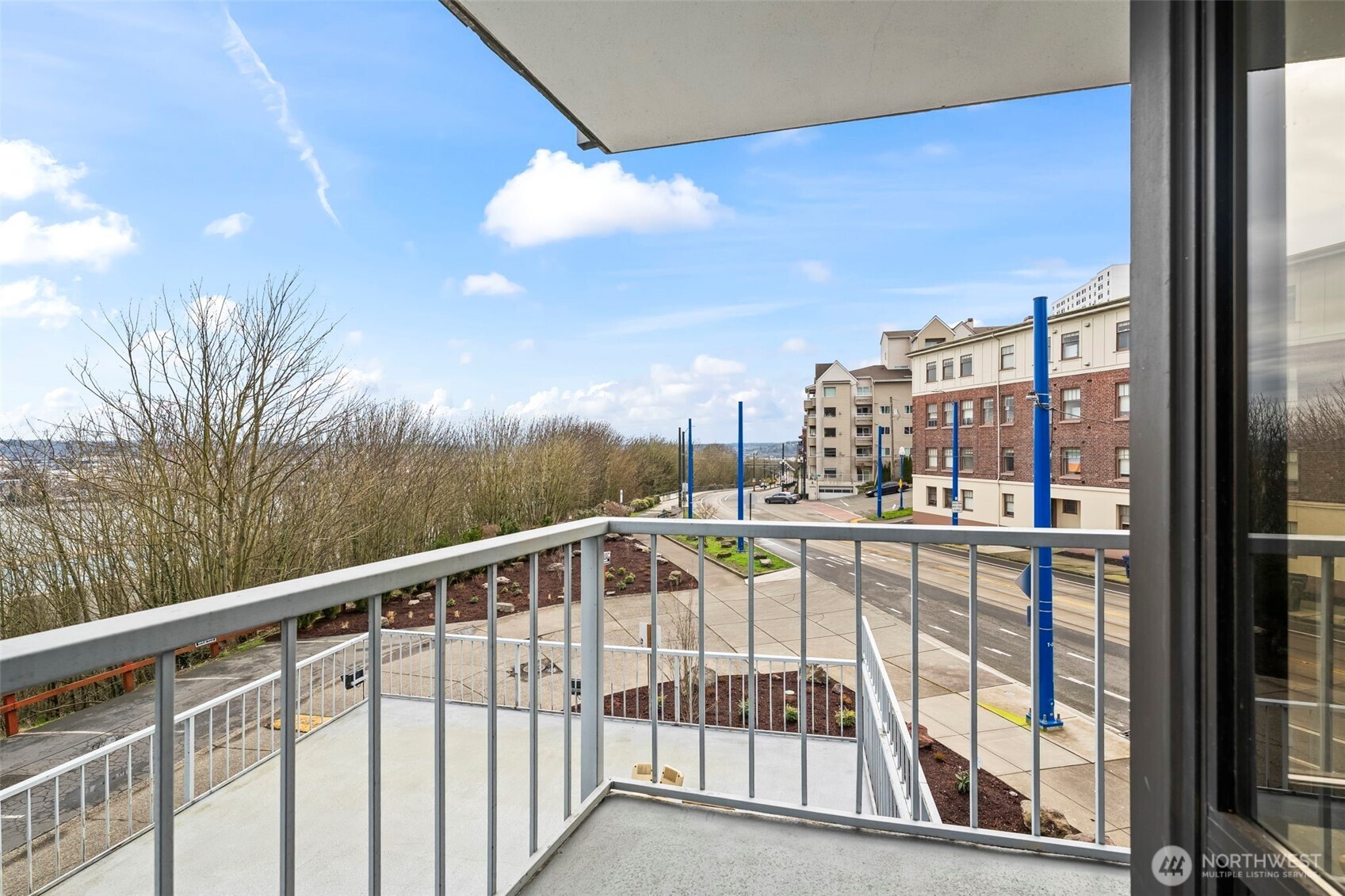 1 North Stadium Way, Unit 2 Tacoma, WA 98403 - Photo 34 of 40 a view of balcony with furniture
