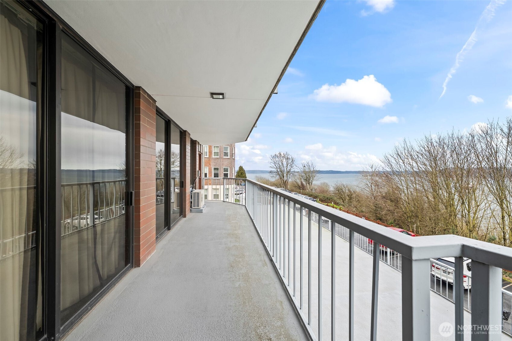 1 North Stadium Way, Unit 2 Tacoma, WA 98403 - Photo 36 of 40 a view of a balcony