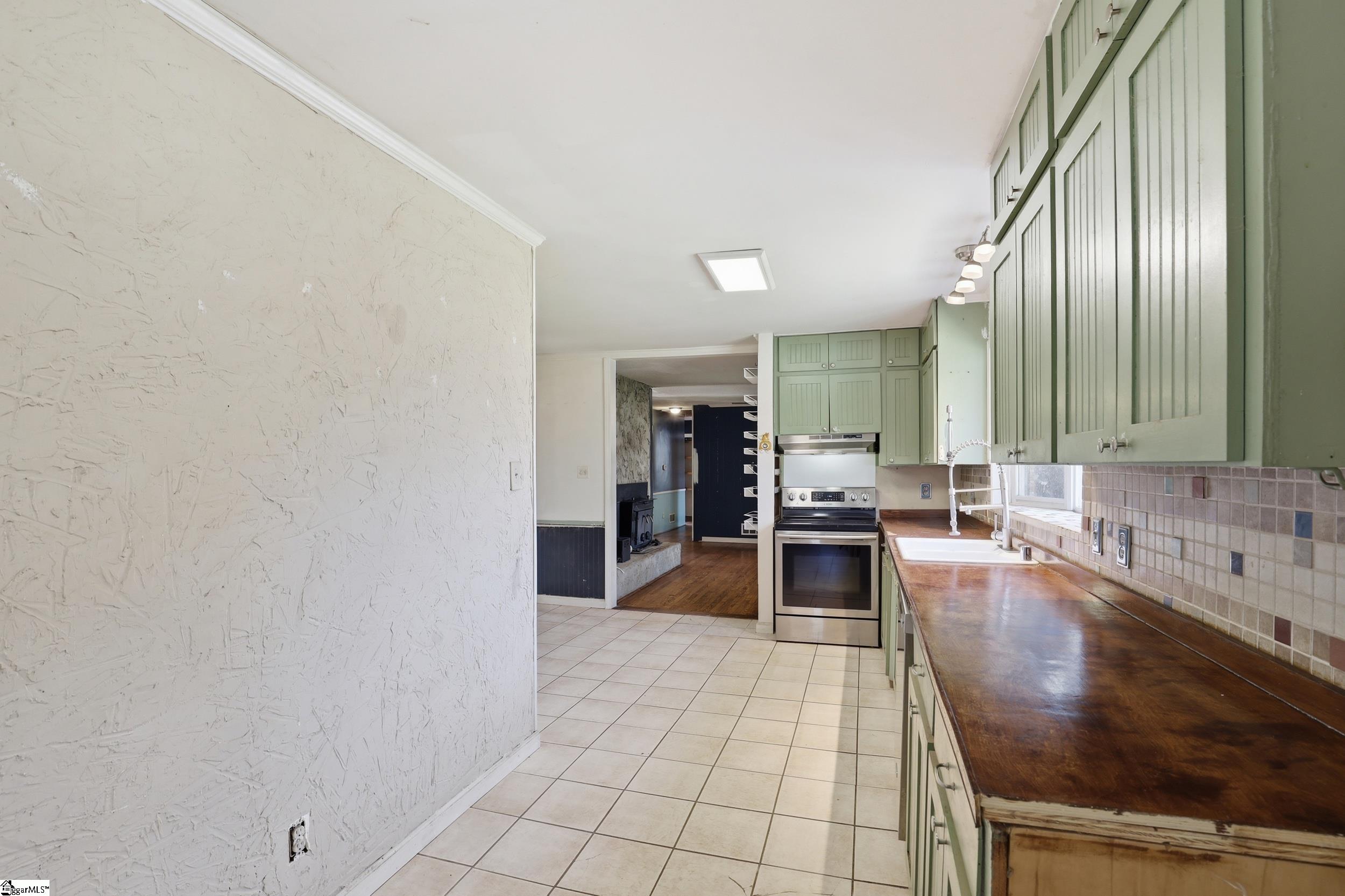 228 South 789 Cowpens, SC 29330 - Photo 8 of 49
